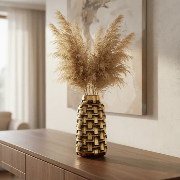 LUXURY TEXTURED GOLD DECORATIVE VASE