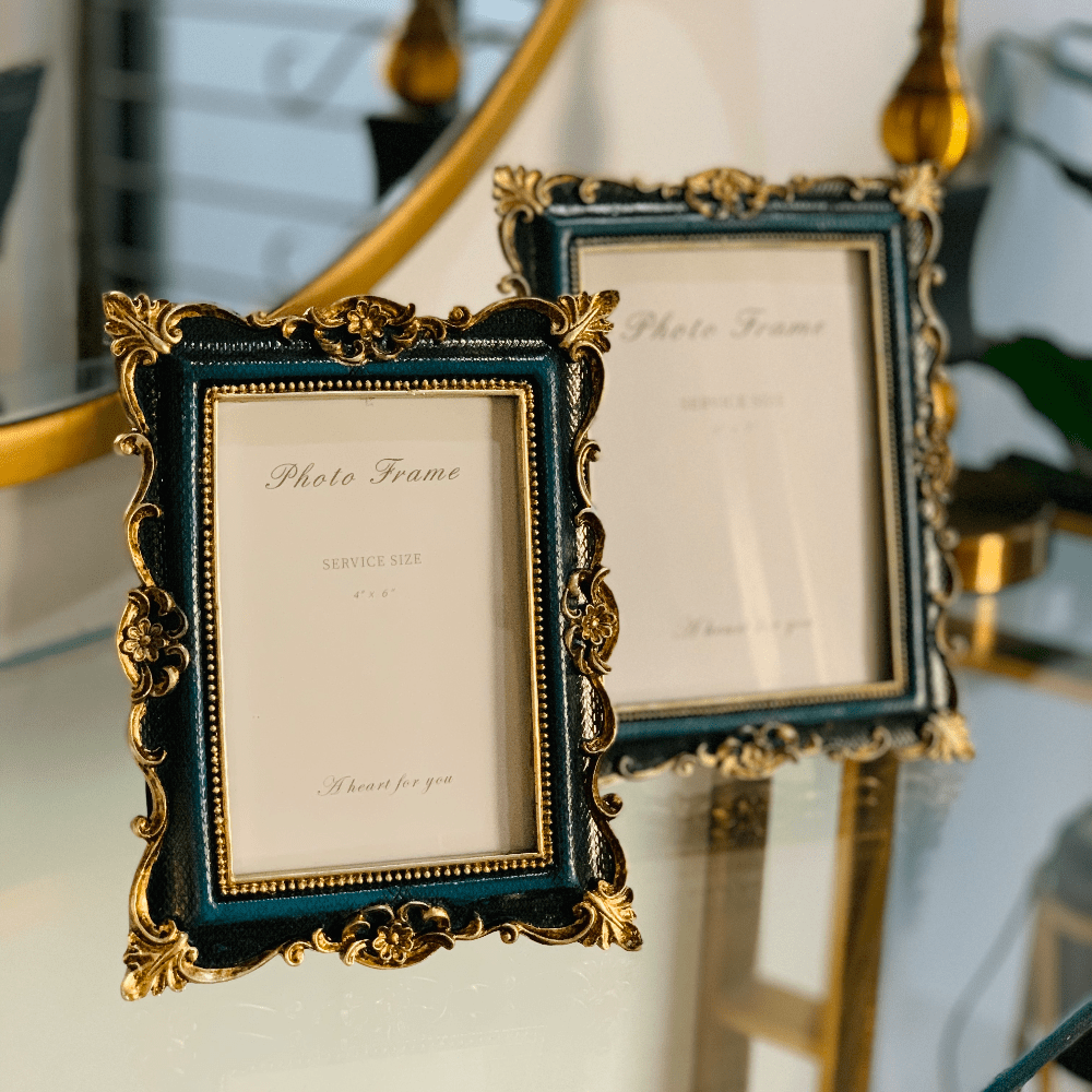 GREEN BORDER PHOTO FRAME (SET OF 2)
