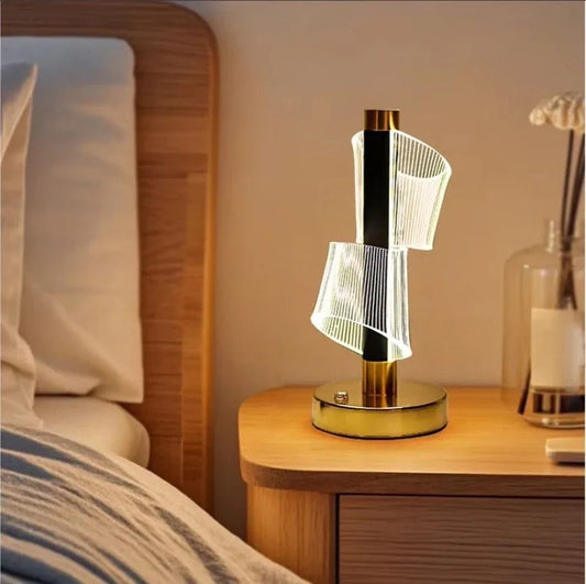 DECORATIVE CRYSTAL TABLE LAMP