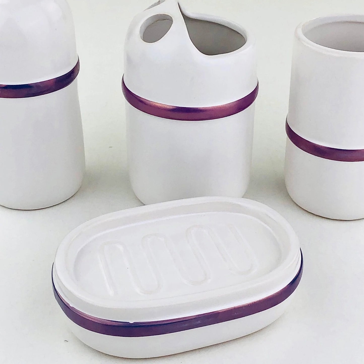 ELEGANT DESIGN BATH SET