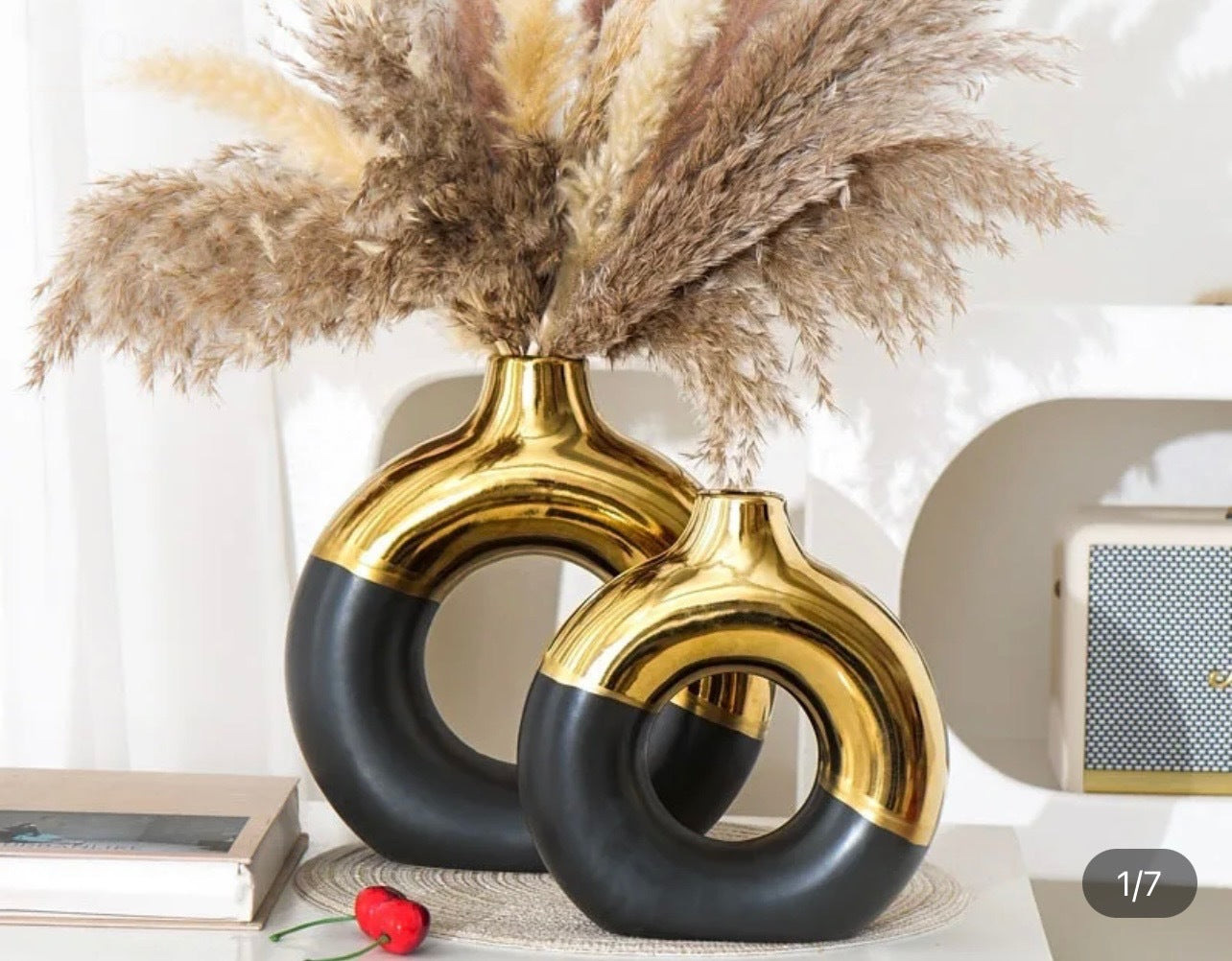LARGE SIZES DONUT SHAPE VASES (SET OF 2)