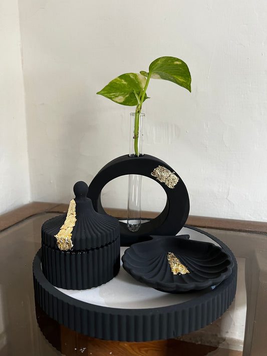 ROUND DESIGN TRAY SET