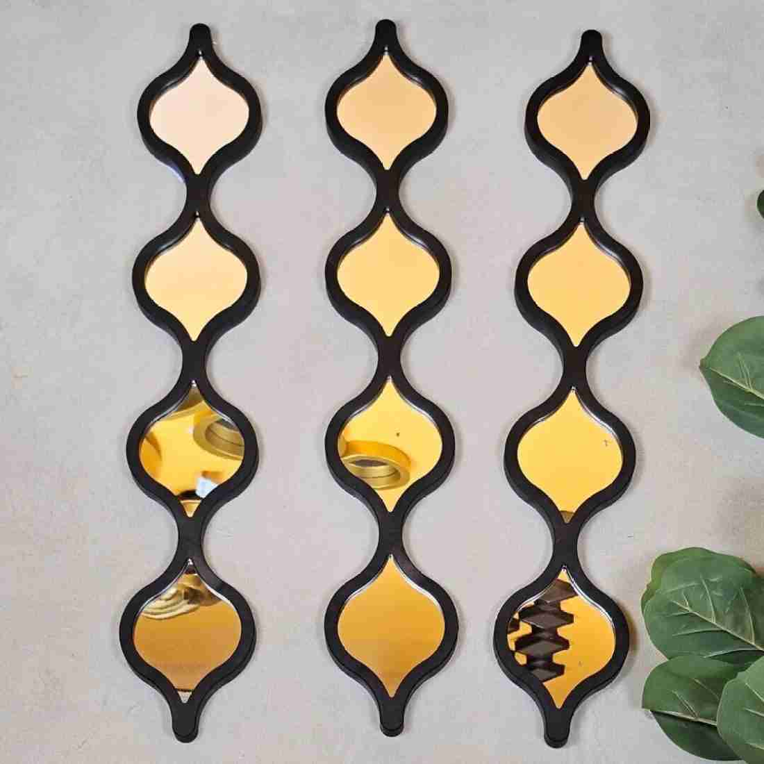 BLACK WALL HANGING MIRRORS (3 PCS)