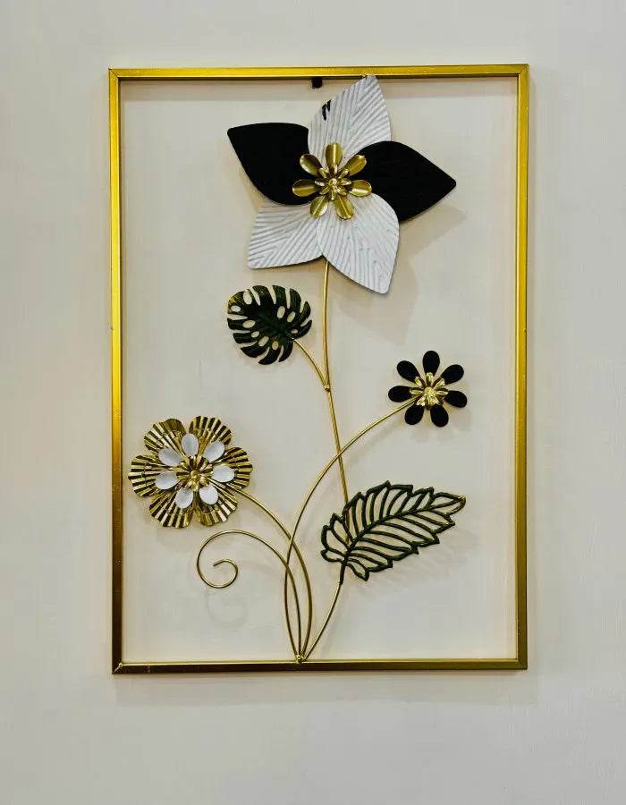 GOLDEN FRAME METALLIC WALL HANGING