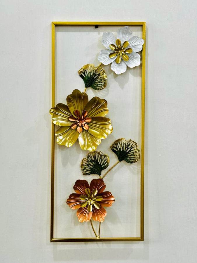 GOLDEN METALLIC WALL HANGING