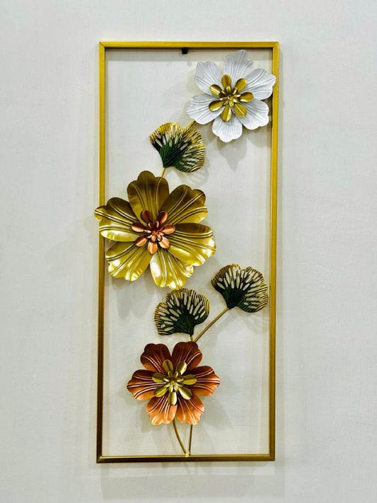 GOLDEN METALLIC WALL HANGING