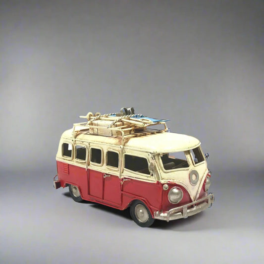 METALLIC BUS MODEL