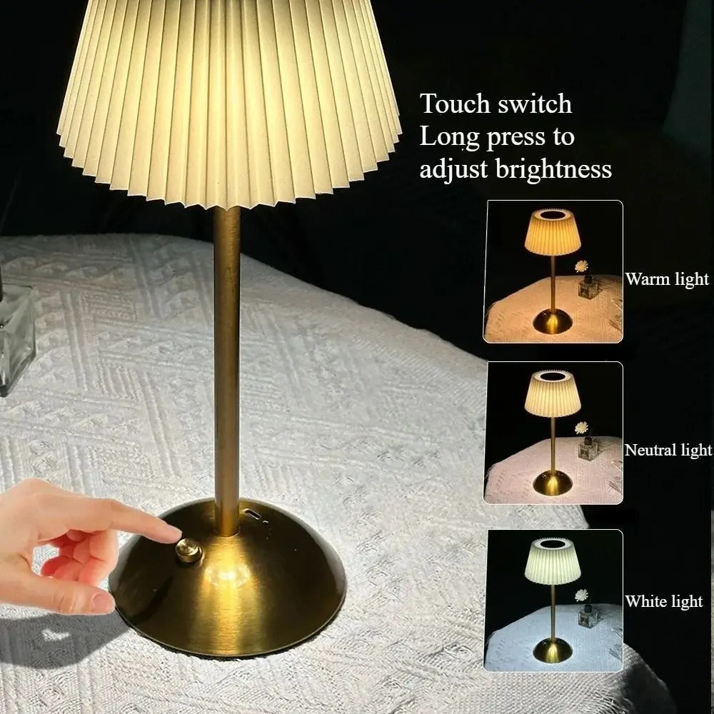 ELEGANT GOLD TABLE LAMP WITH PLEATED SHADE