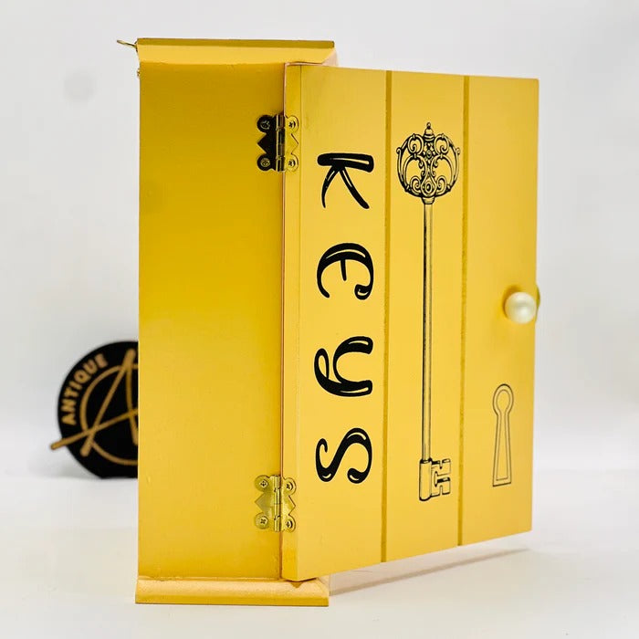 WOODEN DOOR KEY HOLDER