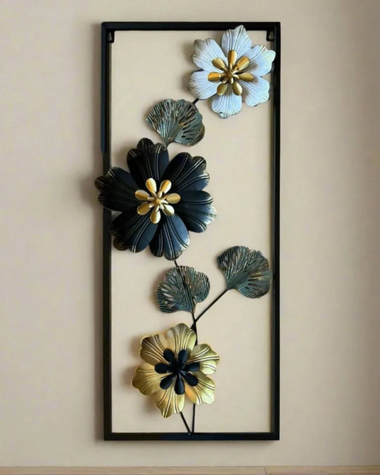 BLACK FLORET METALLIC WALL HANGING