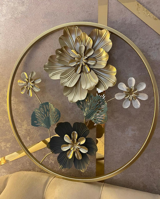 METALLIC ROUND BLACK FLORET WALL HANGING