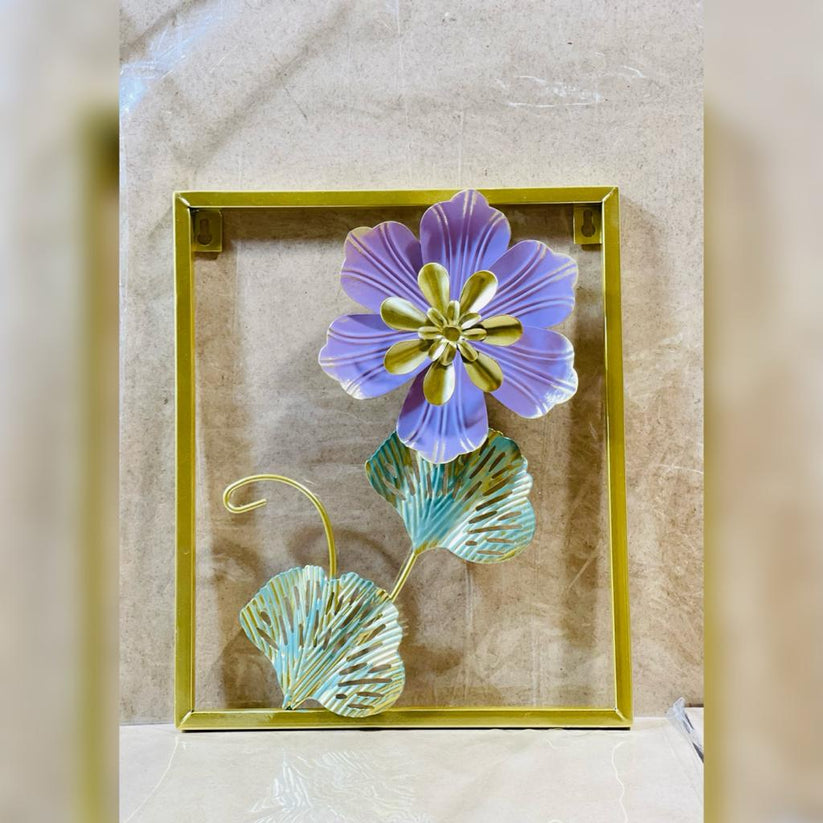 METALLIC FLORET WALL HANGING