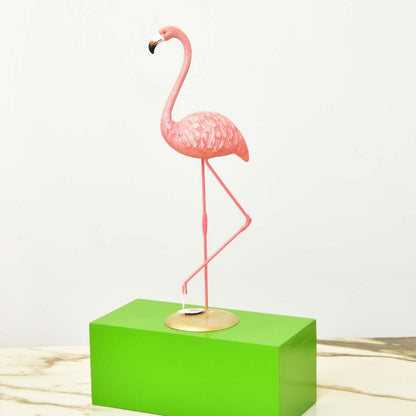 FLAMINGO LEGY SCULPTURE