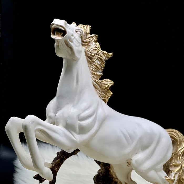 DECORATIVE JUMPING HORSE