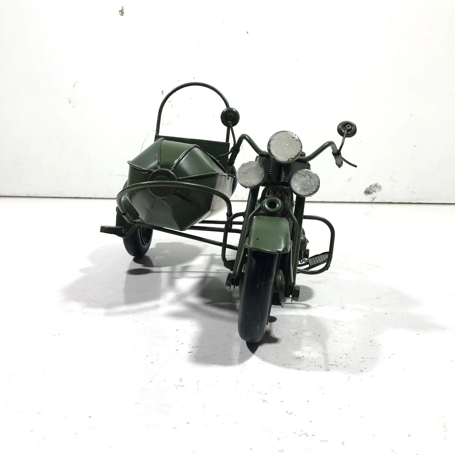 METALLIC SCOOTER MODEL