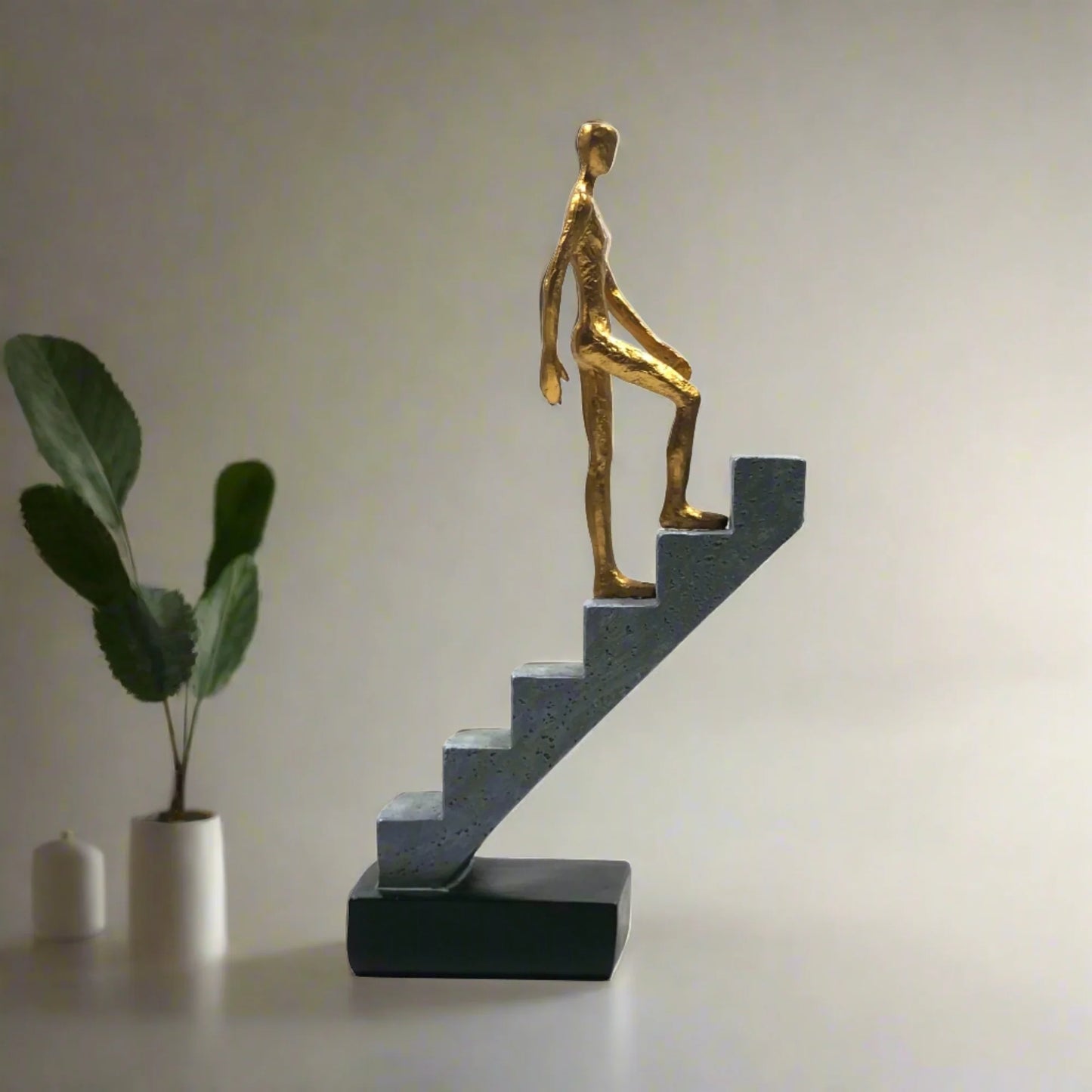 LIUYI GRAY LADDER FIGURINES