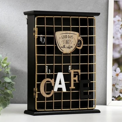 RINGER WOODEN KEY HOLDER WITH DOOR
