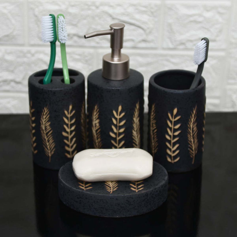 BLACK LEAFLET BATH SET