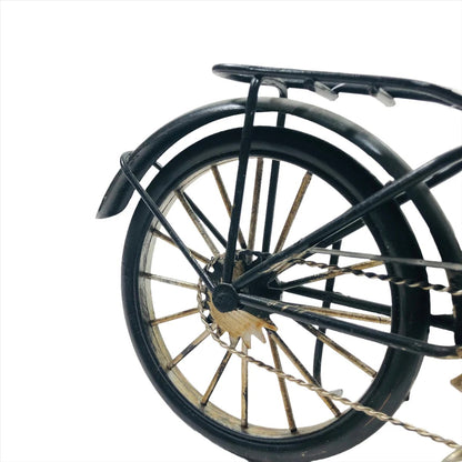 METALLIC CYCLE MODEL