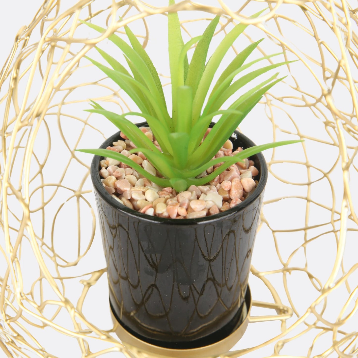 SPIKE METALLIC PLANTER IN POT