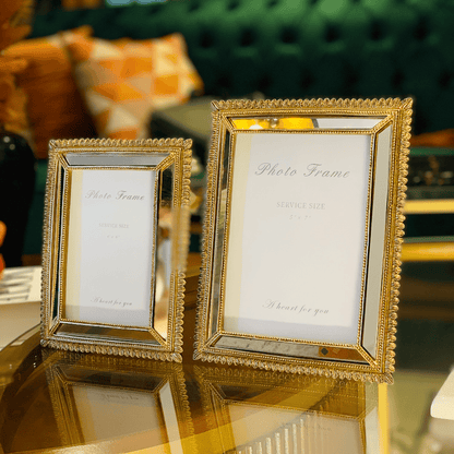 GOLDEN PHOTO FRAME (SET OF 2)