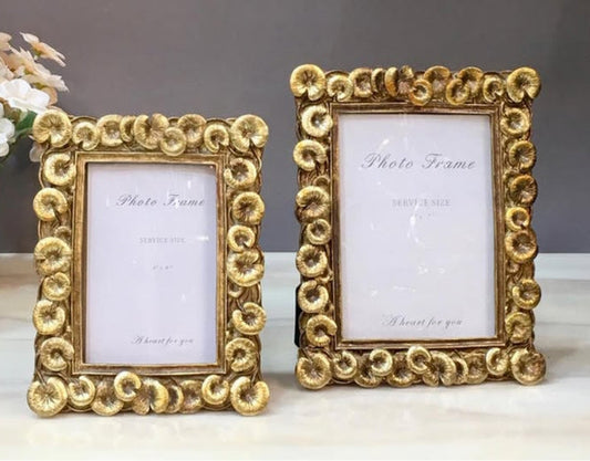 EXCLUSIVE  PHOTO FRAME (SET OF 2)