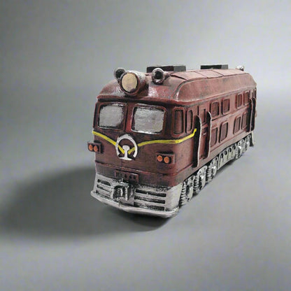 RESIN OLD TRAIN ENGINE