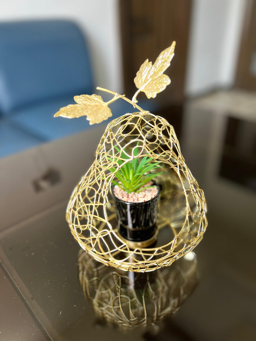 METALLIC PLANTER WITH CERAMIC POT