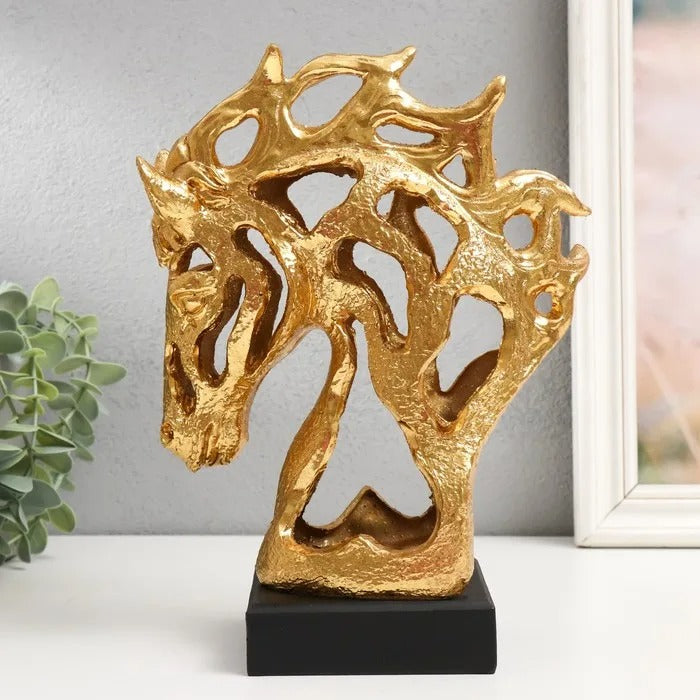 PROFILE HORSE SCULPTURE