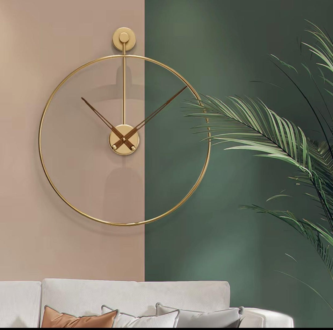GOLDEN METAL WALL CLOCK
