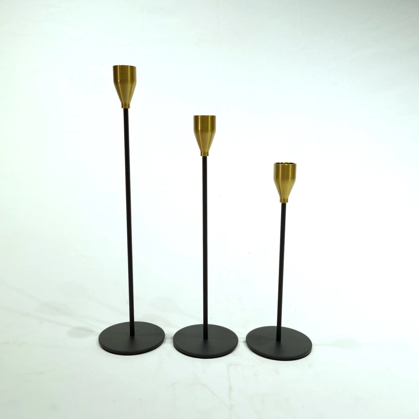 METALLIC CANDLE HOLDERS (3 PCS)