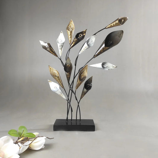 ABSTRACT FLORET ORNAMENT