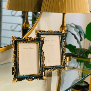 GREEN BORDER PHOTO FRAME (SET OF 2)