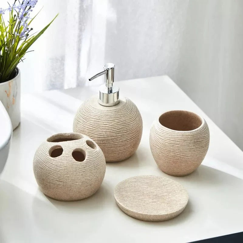 ENCIRCLING TEXTURED PORCELAIN BATH SET