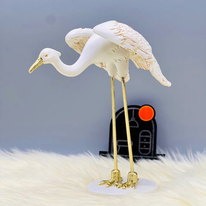 DECORATIVE FLAMINGO SCULPTURE