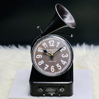 GRAMOPHONE DESKTOP CLOCK