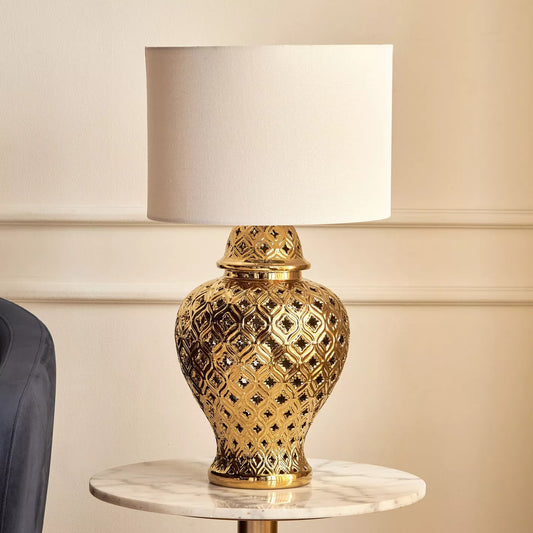 LUXURY TABLE LAMP WITH SHADE