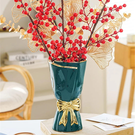 CERAMIC TABLE VASE
