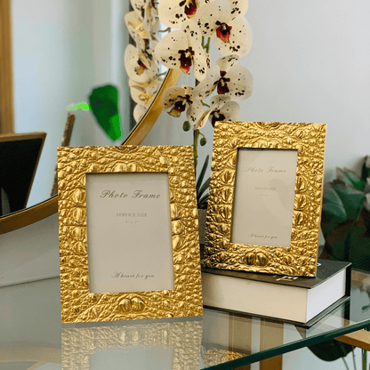 GOLDEN PHOTO FRAME (SET OF 2)