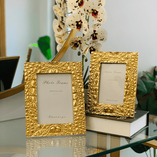 GOLDEN PHOTO FRAME (SET OF 2)