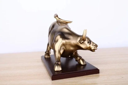 BULL RESIN STATUE WITH BASE